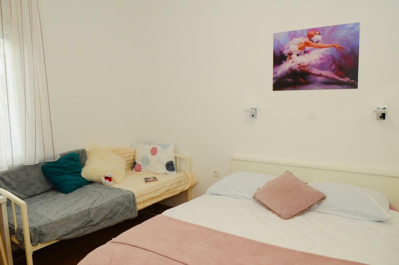 Apartman 3M With Free Parking สปลิท ภายนอก รูปภาพ